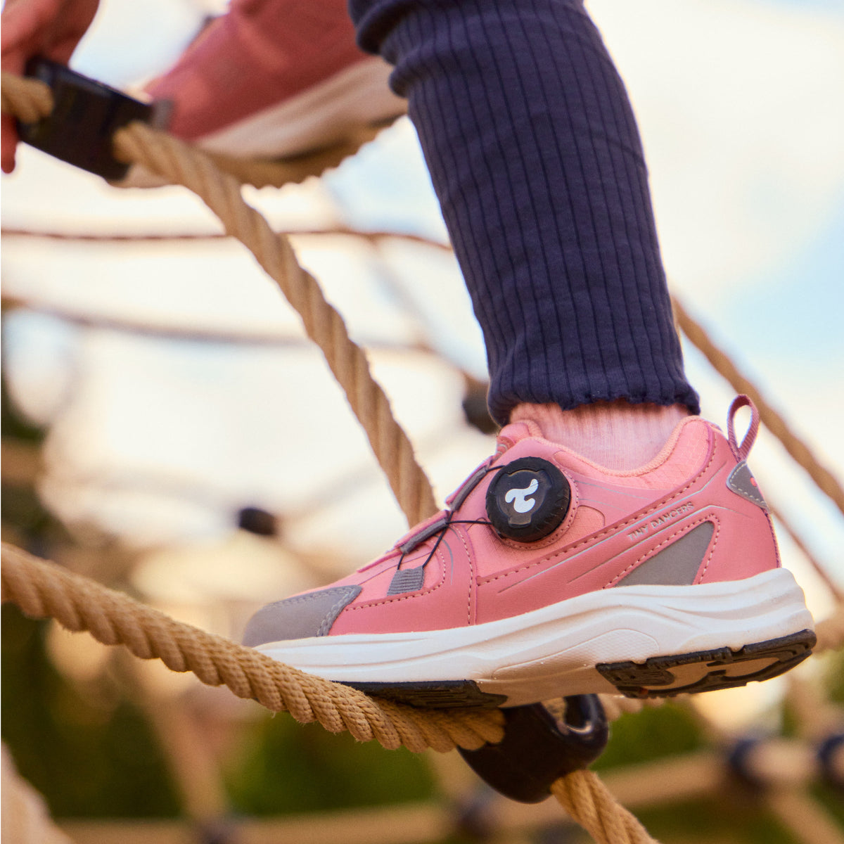 Play Autumn Junior - Dark Pink