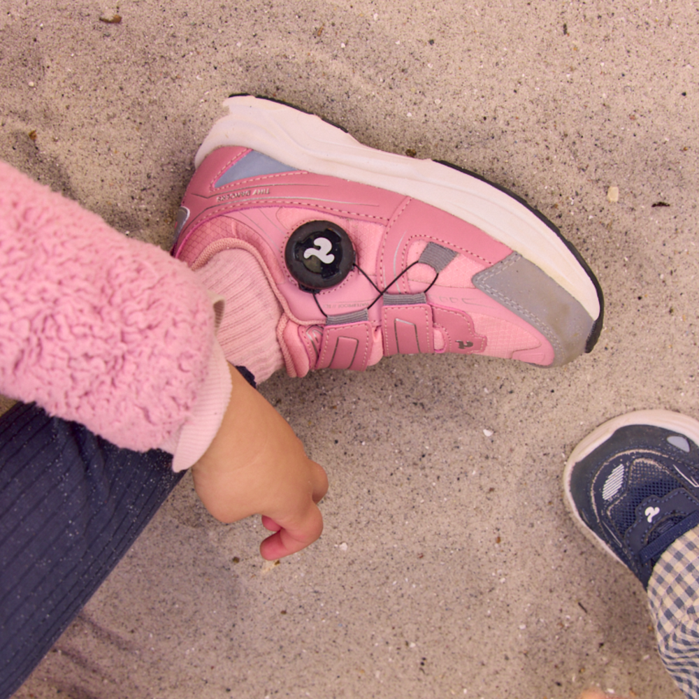 Play Junior Autumn - Dark Pink